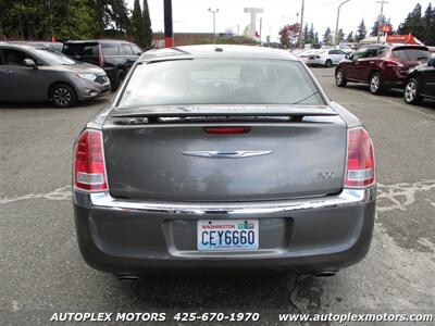 2011 Chrysler 300 Series   - Photo 4 - Lynnwood, WA 98036