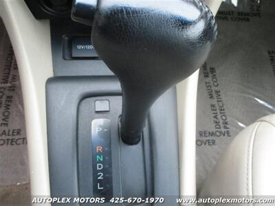 2001 Toyota Camry SLE V6  - CONVERTIBLE - Photo 25 - Lynnwood, WA 98036