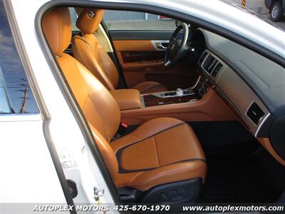 2013 Jaguar XF 3.0L  - LOW MILES - AWD - Photo 41 - Lynnwood, WA 98036