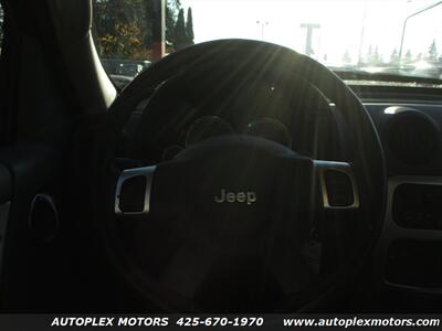 2005 Jeep Liberty Limited  - TURBO DIESEL ENGINE - Photo 15 - Lynnwood, WA 98036