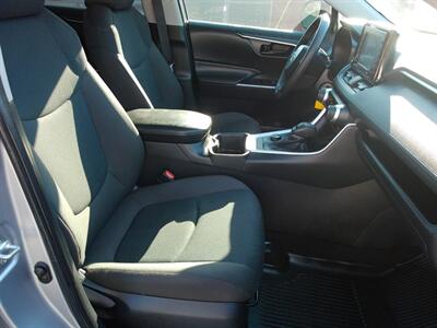 2022 Toyota RAV4 Hybrid LE   - Photo 24 - Layton, UT 84041