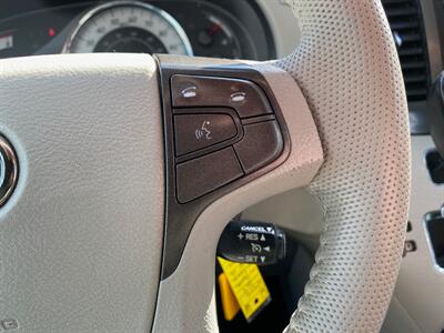 2013 Toyota Sienna SE 8-Passenger   - Photo 11 - Layton, UT 84041