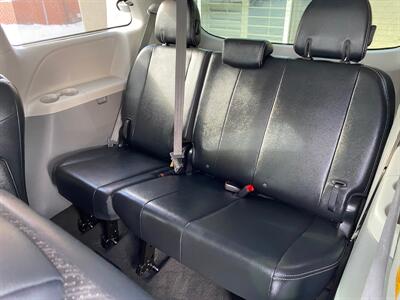 2013 Toyota Sienna SE 8-Passenger   - Photo 20 - Layton, UT 84041