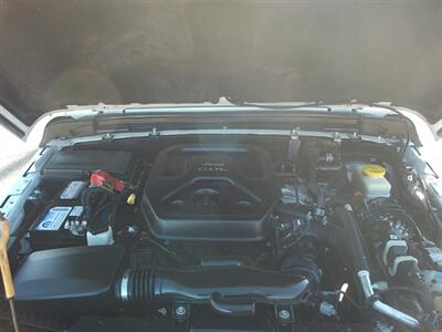 2020 Jeep Wrangler Unlimited Sport S   - Photo 10 - Layton, UT 84041