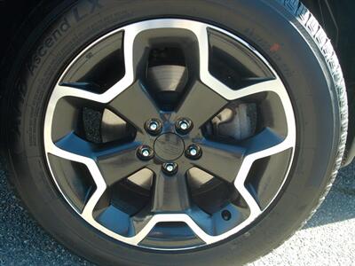 2014 Subaru XV Crosstrek 2.0i Limited   - Photo 7 - Layton, UT 84041