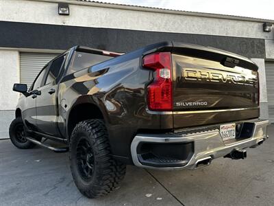2019 Chevrolet Silverado 1500 LT   - Photo 6 - Vista, CA 92084