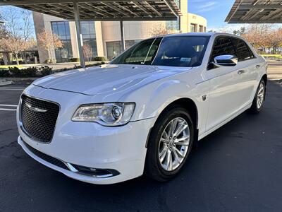 2016 Chrysler 300C   - Photo 24 - Vista, CA 92084