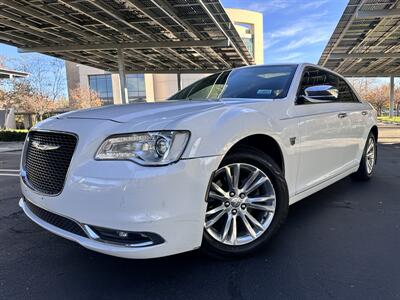 2016 Chrysler 300C   - Photo 31 - Vista, CA 92084