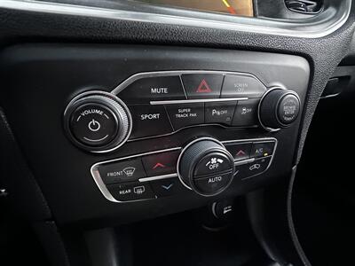 2018 Dodge Charger Daytona * LOW MILES * HEMI V8 * CUSTOM RIMS *   - Photo 18 - Vista, CA 92084