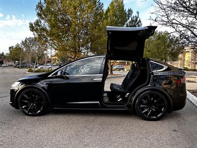 2017 Tesla Model X 90D   - Photo 5 - Vista, CA 92084