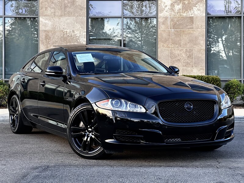 The 2013 Jaguar XJL Portfolio photos