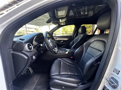 2021 Mercedes-Benz GLC GLC 300 * AMG SPORT PACKAGE * LOW MILES * TURBO   - Photo 39 - Vista, CA 92084