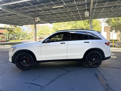 2021 Mercedes-Benz GLC GLC 300 * AMG SPORT PACKAGE * LOW MILES * TURBO   - Photo 12 - Vista, CA 92084