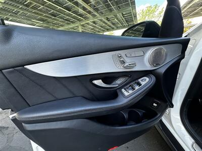 2021 Mercedes-Benz GLC GLC 300 * AMG SPORT PACKAGE * LOW MILES * TURBO   - Photo 37 - Vista, CA 92084