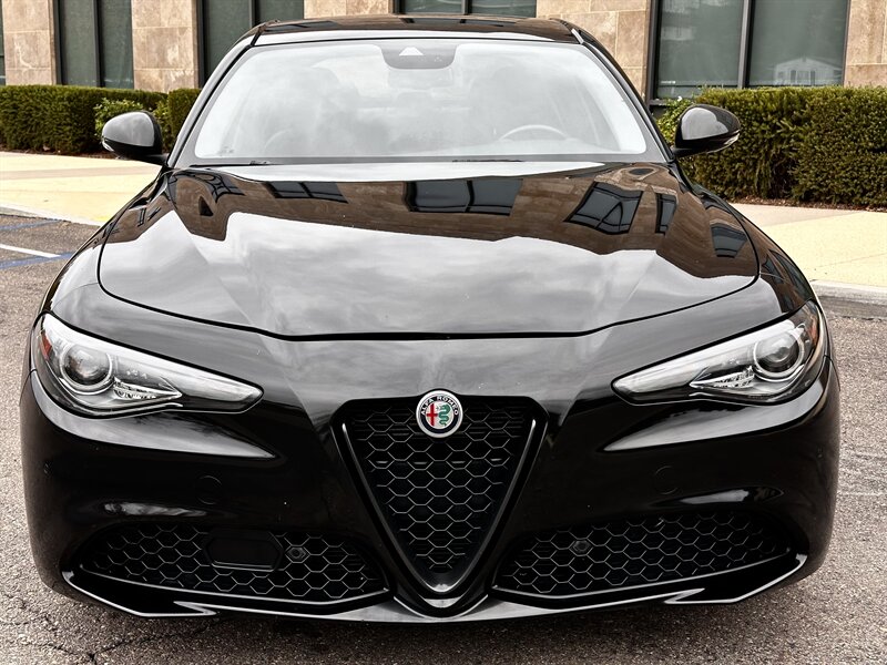 2020 Alfa Romeo Giulia  photo