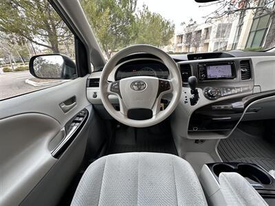 2014 Toyota Sienna LE 8-Passenger   - Photo 13 - Vista, CA 92084