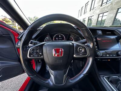 2018 Honda Civic Si   - Photo 24 - Vista, CA 92084