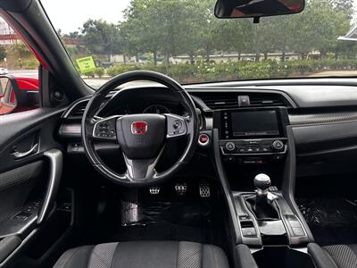 2018 Honda Civic Si   - Photo 19 - Vista, CA 92084