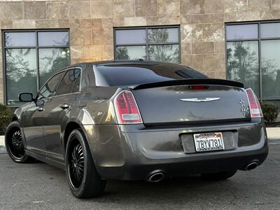 2013 Chrysler 300 S   - Photo 2 - Vista, CA 92084