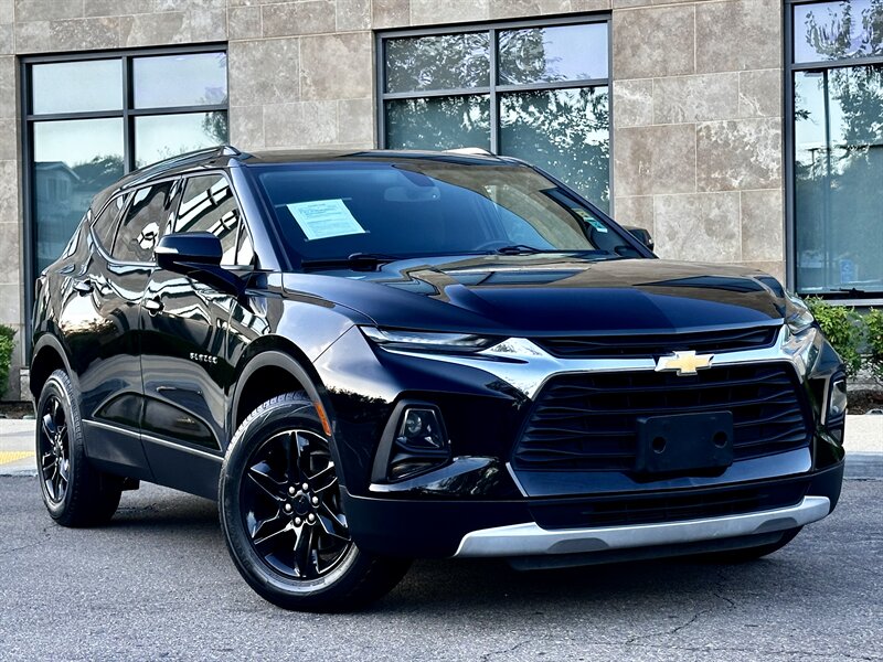 The 2020 Chevrolet Blazer LT * BLACK WHEELS * LOW MILES  photos