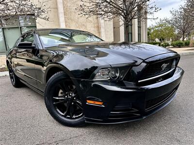 2013 Ford Mustang V6 Premium   - Photo 10 - Vista, CA 92084
