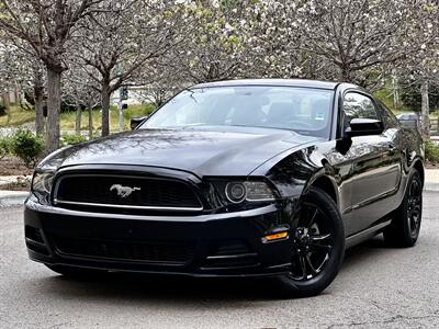 2013 Ford Mustang V6 Premium   - Photo 13 - Vista, CA 92084