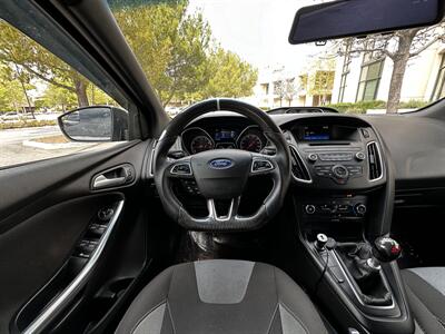 2016 Ford Focus ST   - Photo 14 - Vista, CA 92084