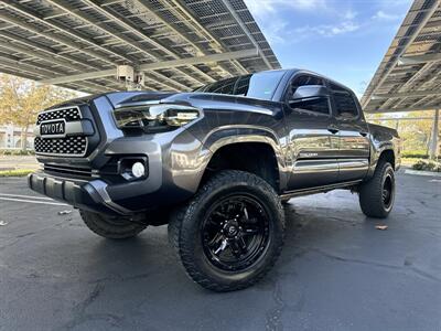 2018 Toyota Tacoma SR5 Truck