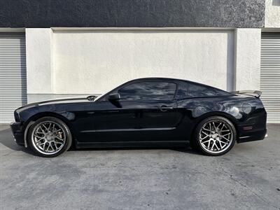 2013 Ford Mustang V6   - Photo 5 - Vista, CA 92084