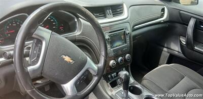 2016 Chevrolet Traverse LT   - Photo 8 - Wahiawa, HI 96786