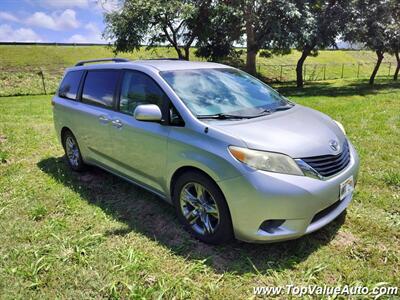 2014 Toyota Sienna L 7-Passenger   - Photo 1 - Wahiawa, HI 96786