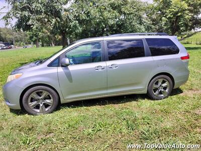 2014 Toyota Sienna L 7-Passenger   - Photo 4 - Wahiawa, HI 96786