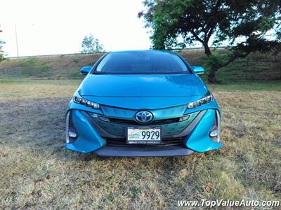 2017 Toyota Prius Prime Plus   - Photo 2 - Wahiawa, HI 96786