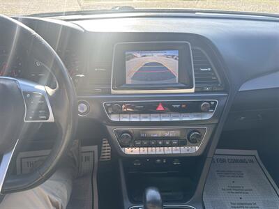 2019 Hyundai SONATA Sport   - Photo 10 - Madisonville, TN 37354