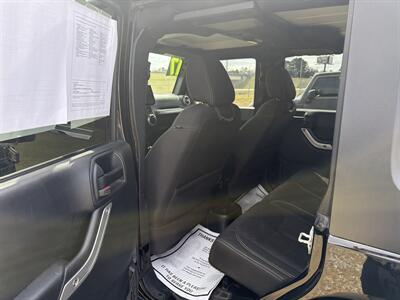 2017 Jeep Wrangler Unlimited Sahara - Photo 8 - Madisonville, TN 37354