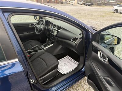 2019 Nissan Sentra SV - Photo 6 - Madisonville, TN 37354