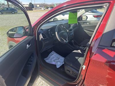 2019 Hyundai TUCSON Value   - Photo 5 - Madisonville, TN 37354