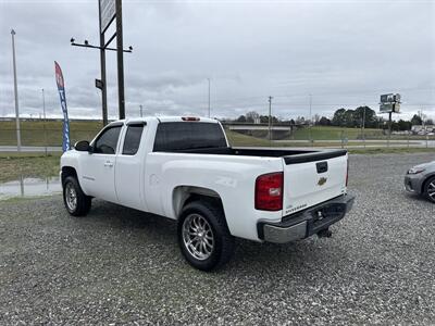 2007 Chevrolet Silverado 1500 Work Truck  4dr Extended Cab   - Photo 4 - Madisonville, TN 37354