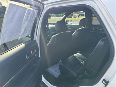 2016 Ford Explorer Limited   - Photo 8 - Madisonville, TN 37354