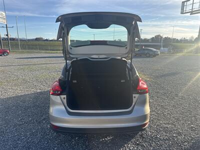 2018 Ford Focus SE - Photo 13 - Madisonville, TN 37354