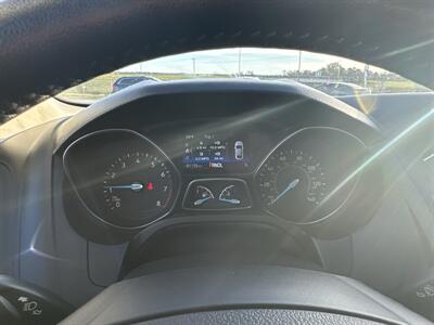 2018 Ford Focus SE - Photo 9 - Madisonville, TN 37354