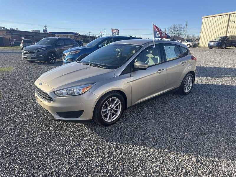 2018 Ford Focus SE   - Photo 1 - Madisonville, TN 37354