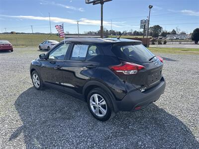 2019 Nissan Kicks S   - Photo 4 - Madisonville, TN 37354