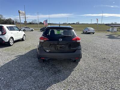 2019 Nissan Kicks S   - Photo 12 - Madisonville, TN 37354