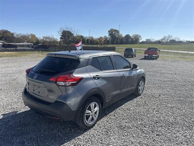 2020 Nissan Kicks S - Photo 3 - Madisonville, TN 37354
