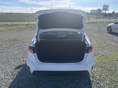 2024 Toyota Corolla LE   - Photo 13 - Madisonville, TN 37354