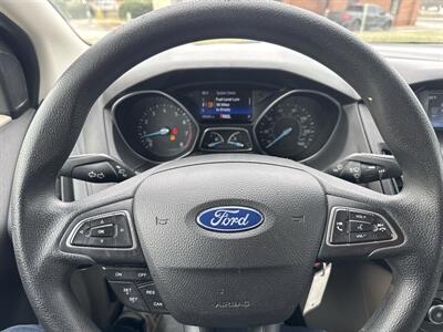 2016 Ford Focus SE - Photo 9 - Madisonville, TN 37354