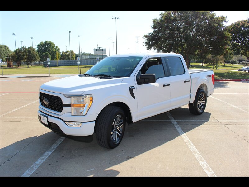 2022 Ford F-150 XL   - Photo 1 - Euless, TX 76040