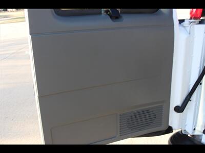2025 Chevrolet Express LS 3500   - Photo 16 - Euless, TX 76040