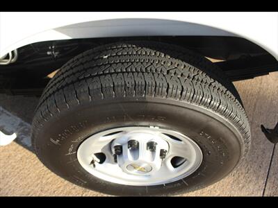 2025 Chevrolet Express LS 3500   - Photo 39 - Euless, TX 76040